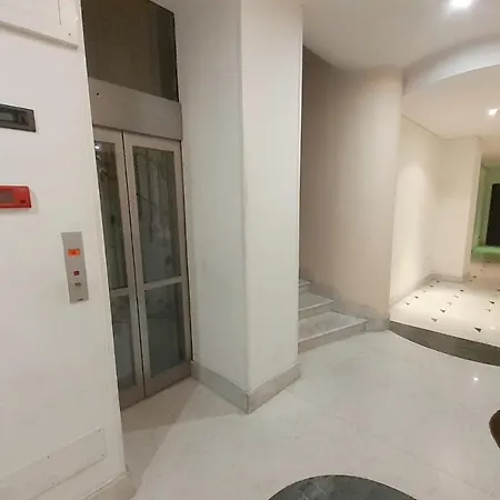 Palace 250m From Sea - Happy Apartment Alassio