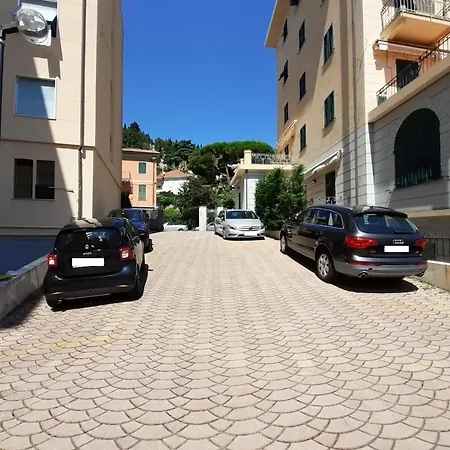 Apartment Palace 250m From Sea - Happy *